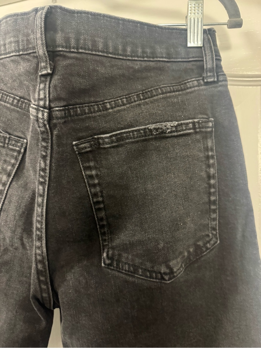 GAP Black Cropped Cheeky Straight Leg Jeans - Picture 10 of 14